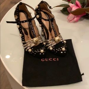 Gucci shoes
